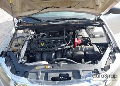 2010 Ford Fusion S из США, поврежденный, VIN 3FAHP0GAXAR151836